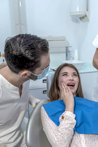 Best Tooth Infection Emergency Dentist  in Elleale, ND